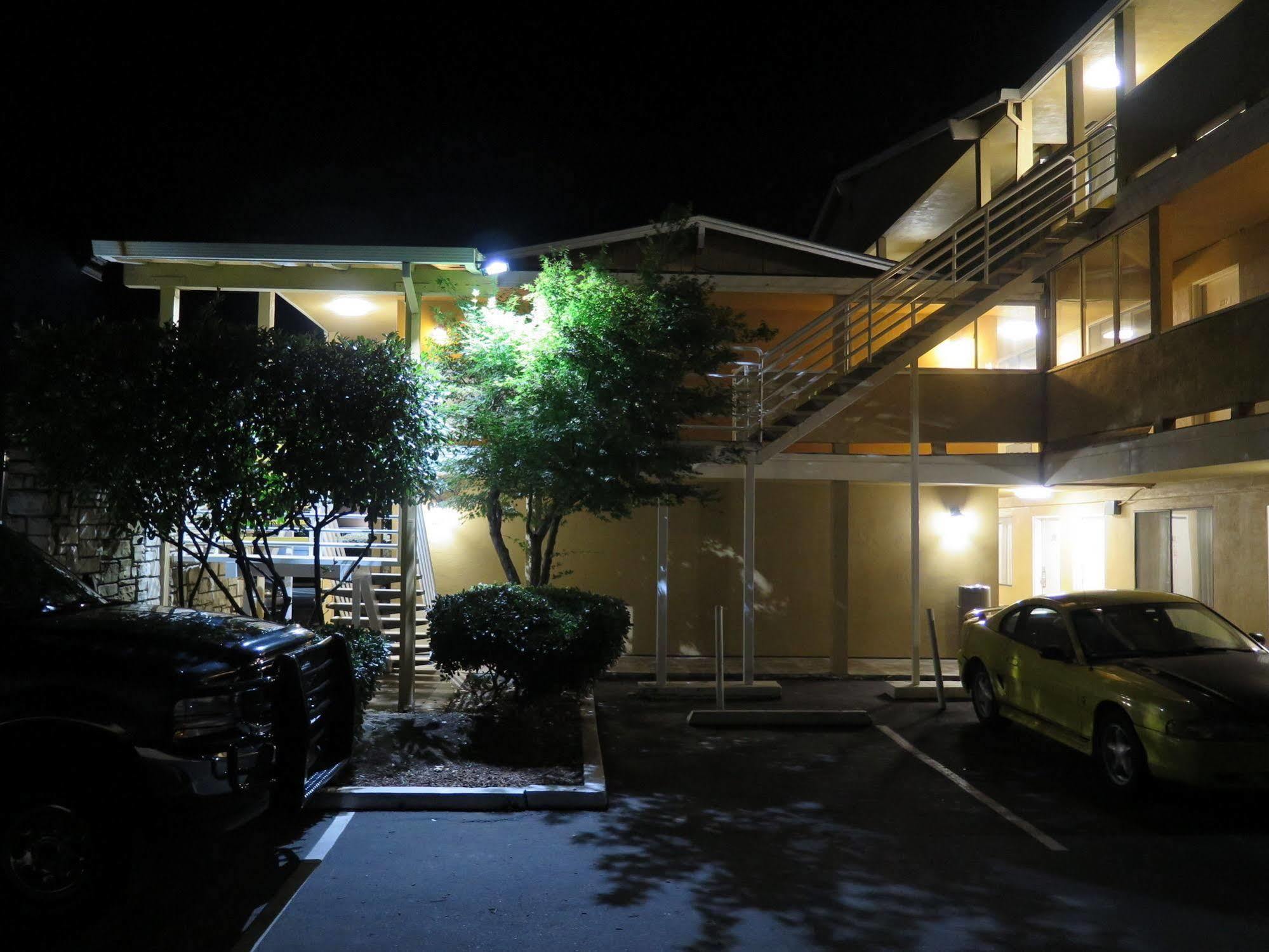 Red Roof Inn Yuba City Bonanza - Marysville Exterior photo