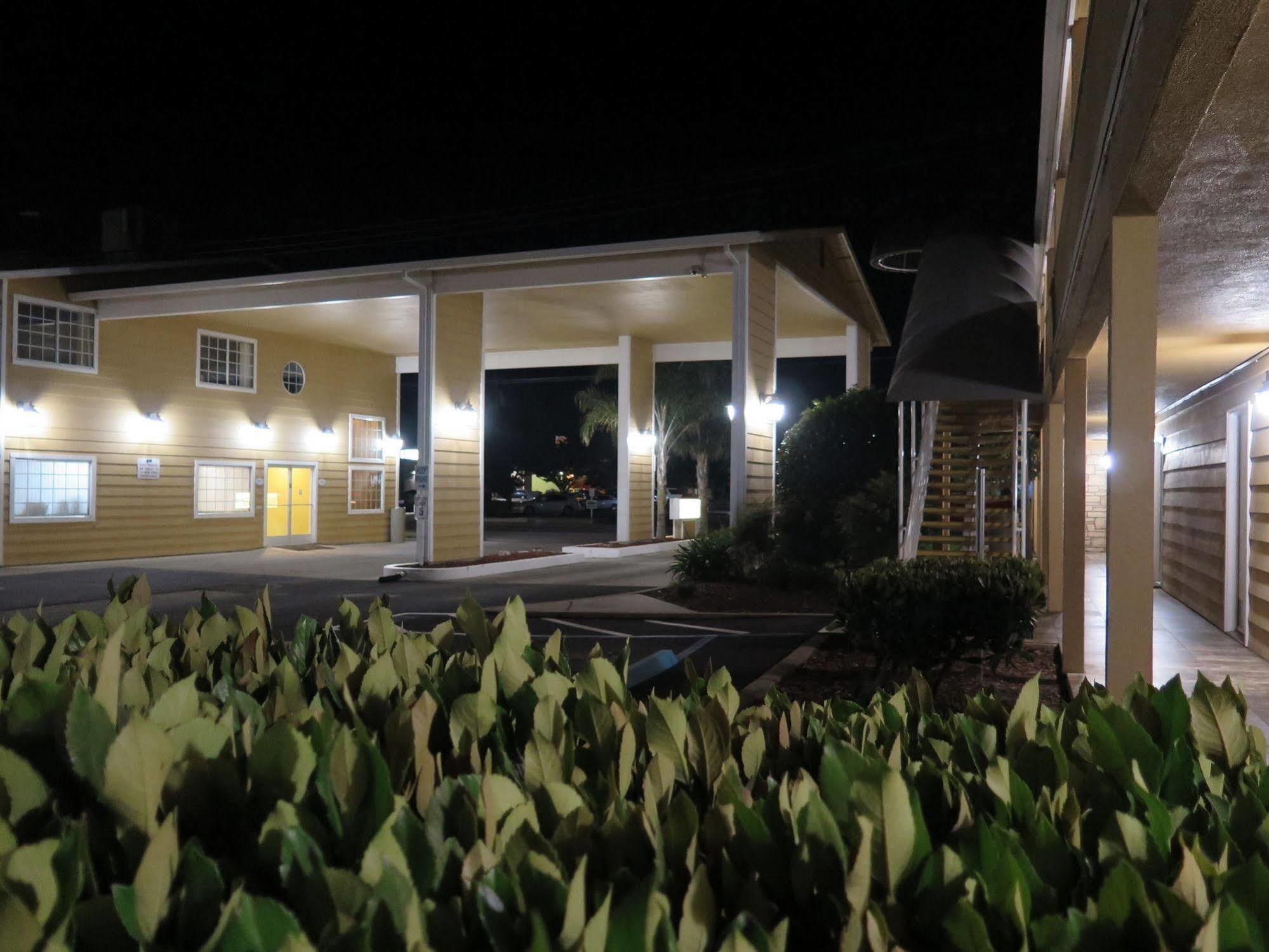 Red Roof Inn Yuba City Bonanza - Marysville Exterior photo