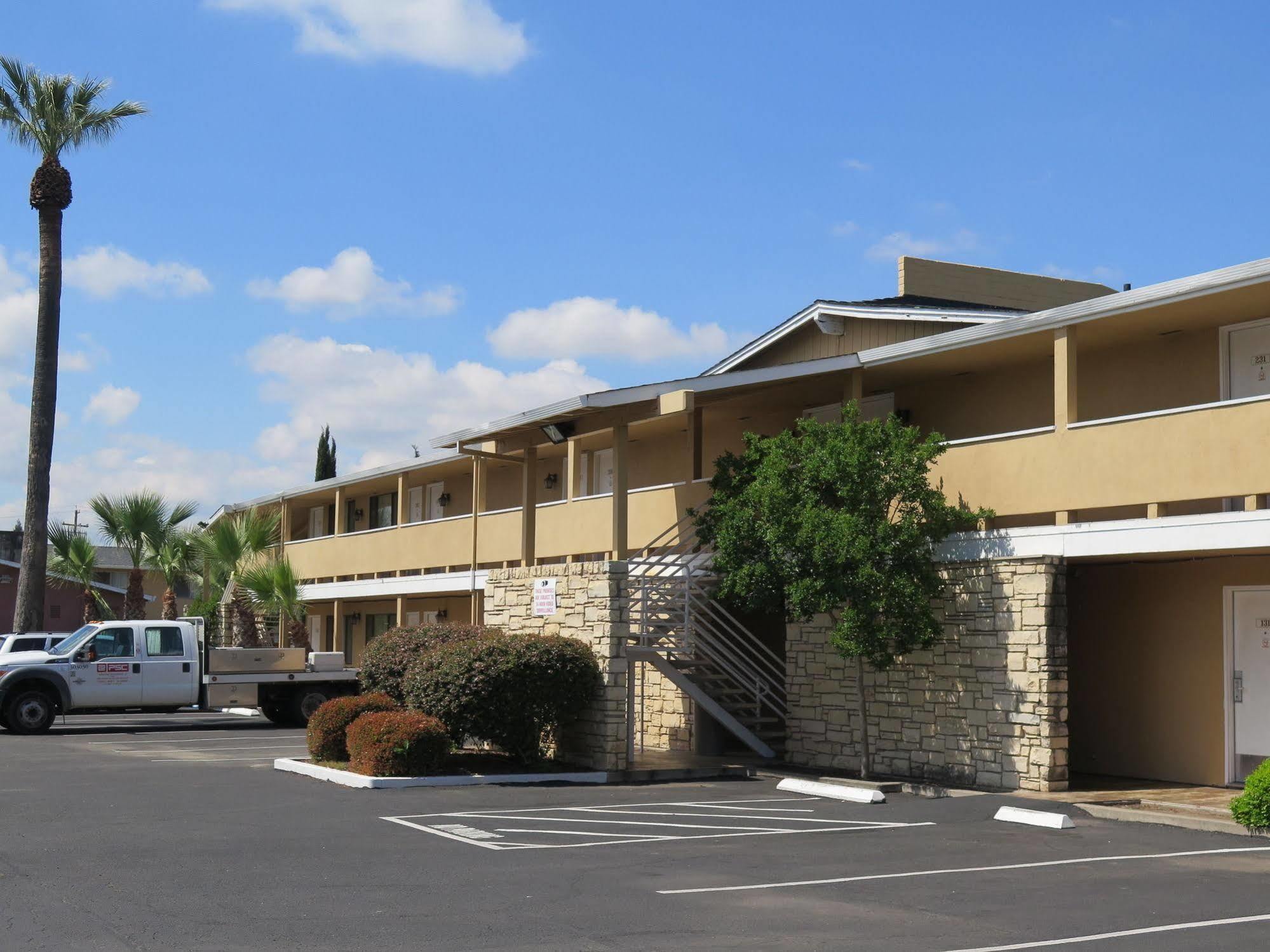 Red Roof Inn Yuba City Bonanza - Marysville Exterior photo